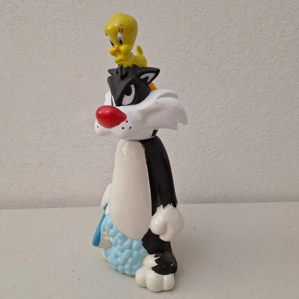 Vtg NEW FULL Minnetonka Sylvester and Tweety Bird Shampoo‎ 9